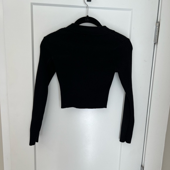 Princess Polly black knit crop top - Picture 2 of 3